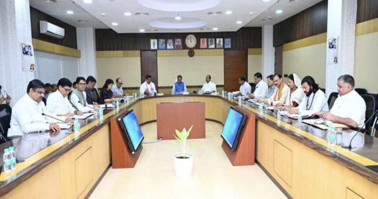 CG CABINET MEETING : साय कैबिनेट ने लिये कई अहम फैसले, पढ़िए मंत्रिपरिषद की बैठक के महत्वपूर्ण निर्णय…..