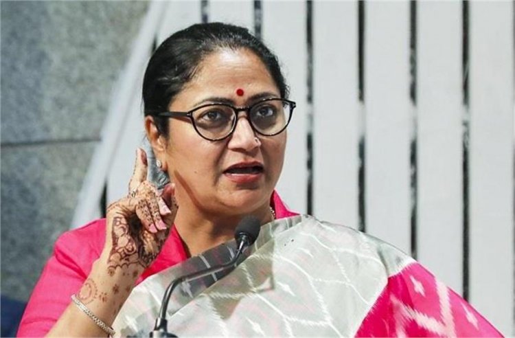 दिल्ली भर के नालों से 34 लाख मीट्रिक टन गाद निकाली गई : रेखा गुप्ता