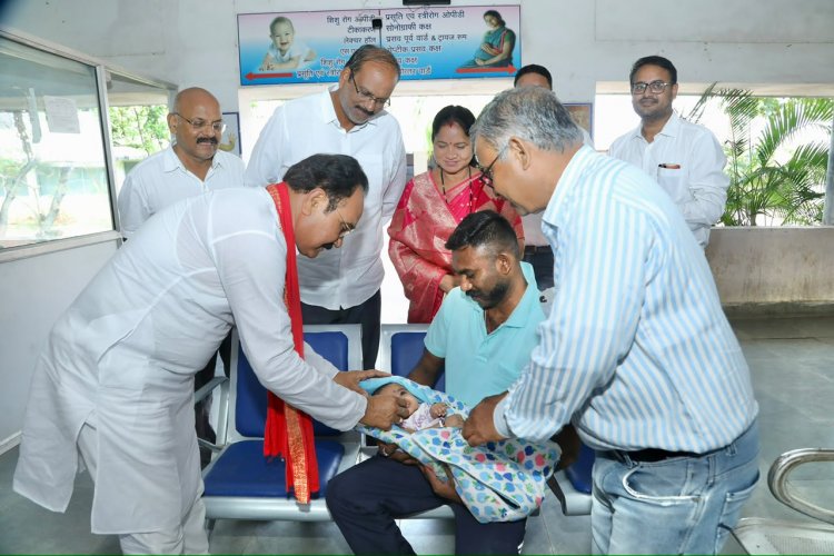 पल्स पोलियो टीकाकरण अभियान के तहत 05 वर्ष तक बच्चों को दी गई पोलियो की खुराक जिले में 76,544 बच्चों को पोलियो ड्रॉप पिलाने का लक्ष्य