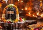 Sawan 2026 : इस साल सावन में बन रहे एक साथ 6 शुभ योग, शिवलिंग पर अर्पित करें ये चीजें, मिलेगा लाभ