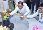 मुख्यमंत्री विष्णुदेव साय ने कैलाशपति धाम में किया जलाभिषेक