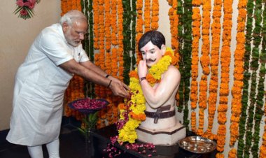 चंद्रशेखर आजाद की जयंती पर पीएम मोदी समेत कई नेताओं ने दी श्रद्धांजलि
