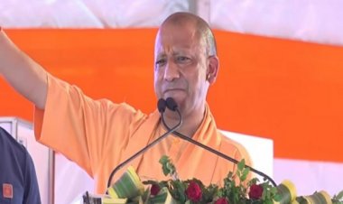 आस्था पर प्रहार करने वाले आज आस्थावान बनने का ठेका ले रहे हैं : मुख्यमंत्री योगी