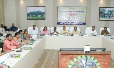 अंतिम पंक्ति के अंतिम व्यक्ति तक पहुंचाए योजनाओं का लाभ- सांसद श्री नाग