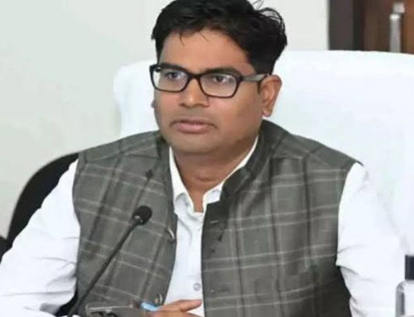 उद्योगों के वृक्षारोपण कार्यक्रमों की समीक्षा करेंगे आवास एवं पर्यावरण मंत्री चौधरी
