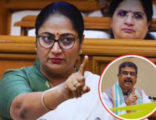 धर्मेंद्र प्रधान के इस्तीफे पर सीएम रेखा गुप्ता का बड़ा बयान, बोलीं- ‘राष्ट्रहित सबसे ऊपर, यही है सच्ची राजनीति’