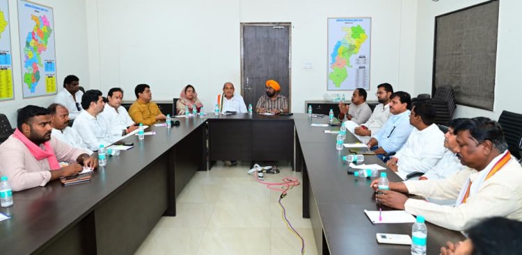 नकटी प्रभावितो के साथ पदयात्रा कर प्रदेश कांग्रेस अध्यक्ष दीपक बैज राजभवन जायेंगे 