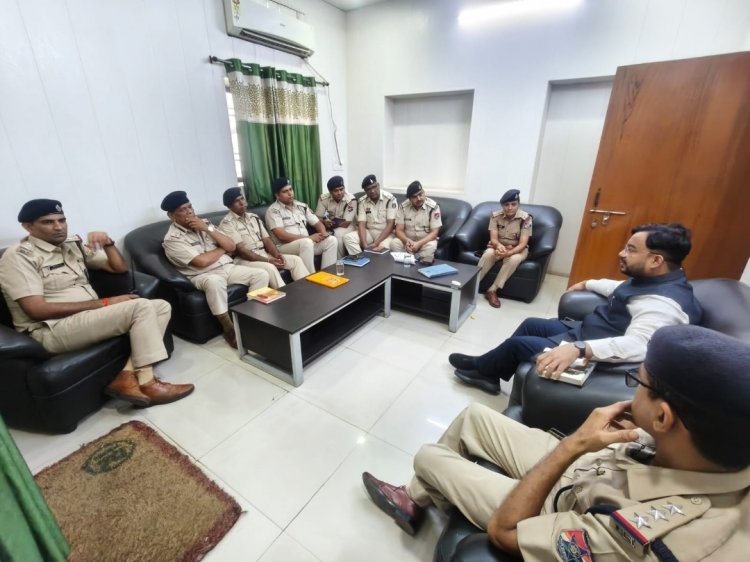 राष्ट्रीय लोक अदालत की तैयारियों को लेकर रेलवे अधिकारियों की बैठक आयोजित