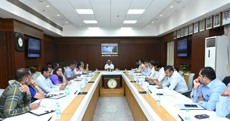 मुख्य सचिव  विकासशील ने सचिवों की ली उच्च स्तरीय बैठक