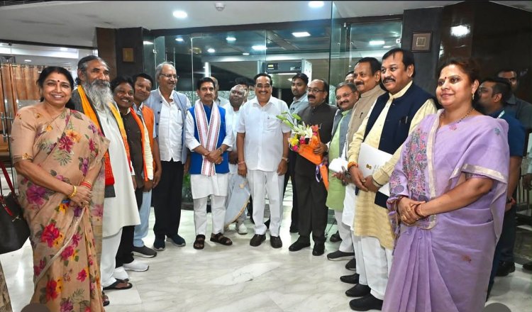 बस्तर को मिलेगा स्वच्छ पेयजल और बेहतर सिंचाई का लाभ,केंद्रीय जल शक्ति मंत्री को सौंपे चार महत्वपूर्ण प्रस्ताव