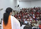 जिला प्रशासन कोण्डागांव द्वारा जिले में पहली बार जिला स्तरीय इन्फ्लुएंसर मीट-2026 का आयोजन स्थानीय ऑडिटोरियम में किया गया।