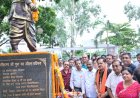 राष्ट्रकवि डॉ. मैथिलीशरण गुप्त का 140 वीं जयंती पर  अमर गिदवानी,  संतोष सीमा साहू, गहोई वैश्य समाज रायपुर के पदाधिकारियों, गणमान्यजनों, कवियों, आमजनों ने किया सादर नमन