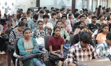 विश्वविद्यालय से घर शंका नहीं, समाधान लेकर जाइए इसके लिए हमेशा प्रश्न पूछने वाला बनिए : चांसलर श्री अभिषेक अग्रवाल 