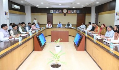 BIG ब्रेकिंग: साय कैबिनेट ने लिये कई अहम फैसले, पढ़िए मंत्रिपरिषद की बैठक के महत्वपूर्ण निर्णय…