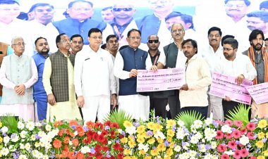 ढाई साल की उपलब्धियाँ- छत्तीसगढ़ का श्रमिक कल्याण के क्षेत्र में नई पहचान