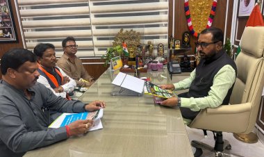 बस्तर सांसद महेश कश्यप ने केंद्रीय आयुष राज्य मंत्री से की मुलाकात,बस्तर के समग्र जनजातीय विकास हेतु रखीं महत्वपूर्ण मांगें