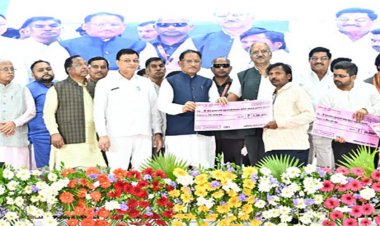 ढाई साल की उपलब्धियाँ- छत्तीसगढ़ का श्रमिक कल्याण के क्षेत्र में नई पहचान