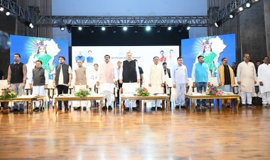 कोसा की चमक अब वैश्विक बाजार तक : मुख्यमंत्री ने लॉन्च किया छत्तीसगढ़ का प्रीमियम हैंडलूम ब्रांड 'कोशल फैब'