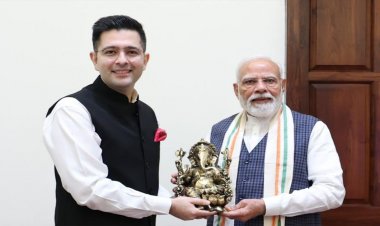 राघव चड्ढा ने पीएम मोदी को भेंट की भगवान गणेश की मूर्ति, मुलाकात को बताया यादगार