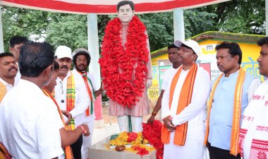 श्यामगिरी में शहीद पूर्व विधायक स्व. भीमा मंडावी को वन मंत्री केदार कश्यप ने दी श्रद्धांजलि