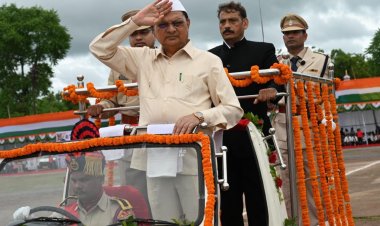 कवर्धा में देशभक्ति के उल्लास के साथ मनाया गया स्वतंत्रता दिवस