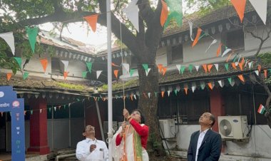 स्वतंत्रता दिवस पर महिला आयोग अध्यक्ष डॉ. ममता साहू ने किया ध्वजारोहण, विद्यार्थियों को किया प्रेरित