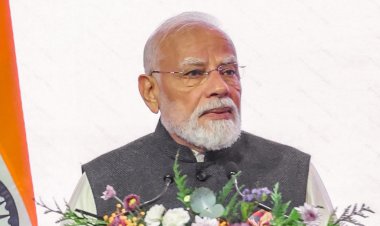 मनुष्य को सदैव आत्मसम्मान, साहस और स्वाभिमान के साथ जीवन जीना चाहिए: प्रधानमंत्री मोदी