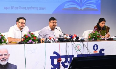 स्कूल शिक्षा विभाग की उपलब्धियों पर मंत्री  गजेंद्र यादव ने की प्रेस कॉन्फ्रेंस, दो वर्षों के कार्यों का रखा लेखा-जोखा