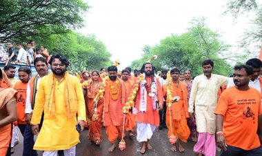 मंत्री गुरु खुशवंत साहेब के नेतृत्व में 71 किलोमीटर की सामाजिक सद्भाव कांवड़ यात्रा का भव्य समापन, आरंग से गूंजा ‘मनखे-मनखे एक समान’ का संदेश