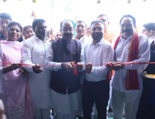 उप मुख्यमंत्री श्री साव ने दी बहुउद्देशीय मिनी स्टेडियम और इनडोर हॉल की सौगात