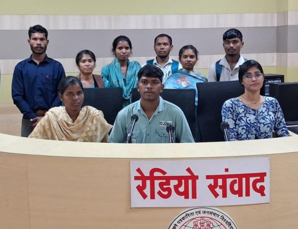 सकारात्मक व निष्पक्ष लेखन से ही संभव है समाज परिवर्तन - कुलपति प्रो. दयाल