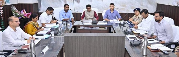 राजस्व मामलों में देरी बर्दाश्त नहीं, समय पर निपटाएं नामांतरण और बंटवारा-मंत्री  टंक राम वर्मा