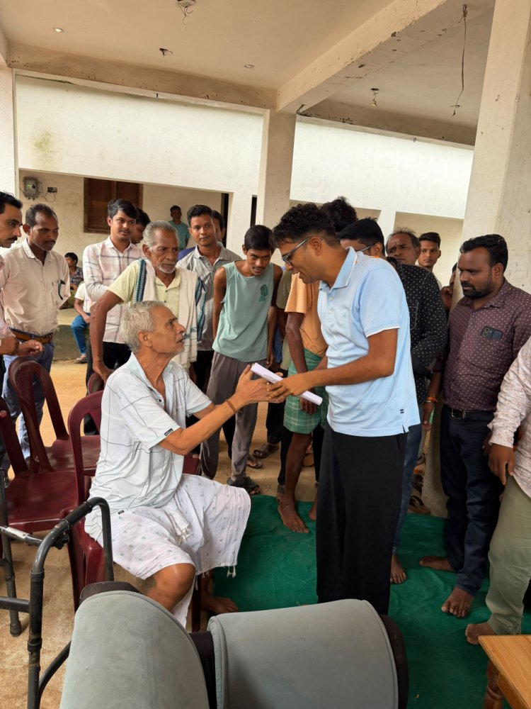 आमापाली में वित्त मंत्री  ओपी चौधरी ने लगाई जन चौपाल, सुनी ग्रामीणों की समस्याएं
