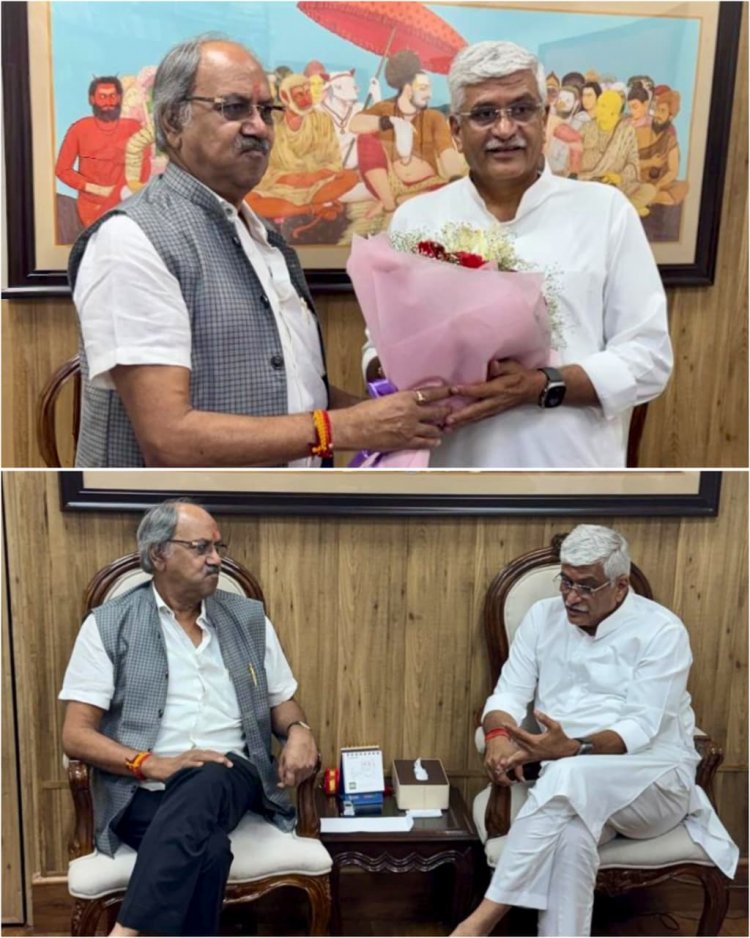 सांसद बृजमोहन अग्रवाल ने केंद्रीय पर्यटन मंत्री गजेंद्र सिंह शेखावत से की मुलाकात
