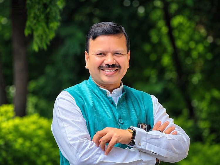 कॉरपोरेट मित्रों का हजारों करोड़ माफ करने वाली भाजपा अब गांव, गरीब, किसान से वसूलेगी टैक्स : विनोद चंद्राकर