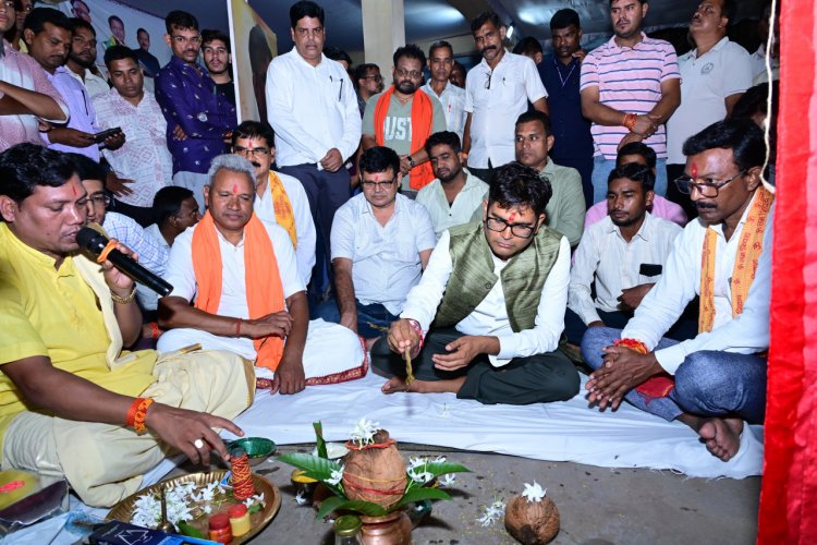 रायगढ़ के वार्ड क्रमांक 34 में आर.सी.सी. नाली निर्माण कार्य का शिलान्यास
