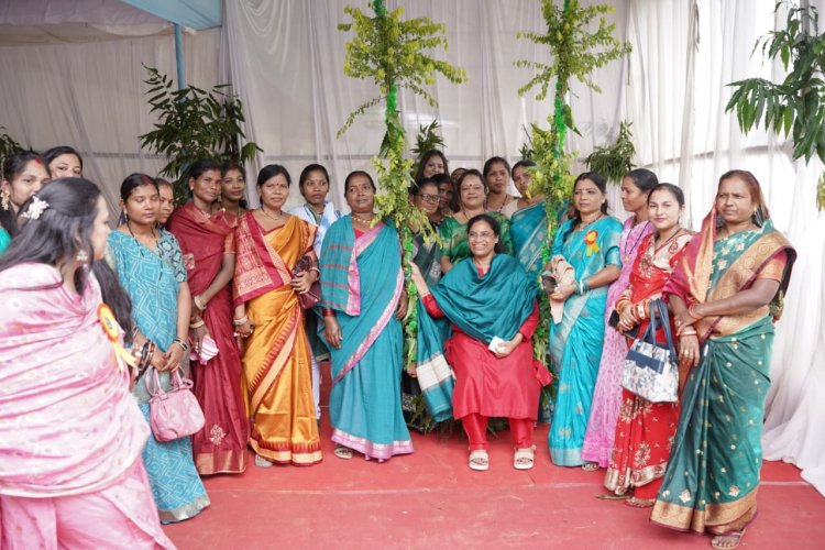 कोंडागांव में भव्य सावन तीज मिलन महोत्सव का आयोजन