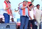 भगवान श्रीकृष्ण की भक्ति, आस्था और उल्लास से सराबोर जशपुर के रंजीता स्टेडियम में आयोजित भव्य दही हांडी उत्सव में पर्यटन एवं संस्कृति मंत्री श्री राजेश अग्रवाल सम्मिलित हुए।