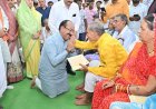सेवा संकल्प अभियान में डिप्टी सीएम अरुण साव ने पेंशनधारियों के पैर पखार सेवा कर लिया आशीर्वाद, लोरमी में सेवा संकल्प का भावुक पल