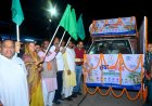  मंत्री श्रीमती लक्ष्मी राजवाड़े ने सेवा संकल्प रथ को दिखाई हरी झंडी
