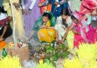 करमा पूजा में शामिल हुईं मंत्री श्रीमती लक्ष्मी राजवाड़े, प्रकृति, संस्कृति और लोकपरंपराओं के संरक्षण का दिया संदेश
