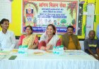 मंत्री श्रीमती लक्ष्मी राजवाड़े ने आंगनबाड़ी केंद्रों में बच्चों को कराया न्योता भोज, माताओं को भेंट किए मुनगा के पौधे