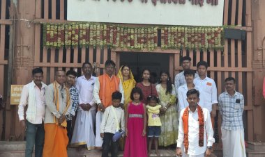 आस्था के धाम माँ दंतेश्वरी के चरणों में सांसद महेश कश्यप ने परिवार संग की पूजा अर्चना