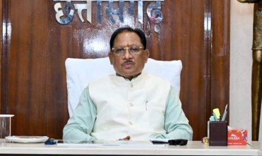अंबिकापुर के सड़क की वायरल वीडियो का मुख्यमंत्री ने लिया संज्ञान: कलेक्टर अजीत वसंत से दूरभाष पर की चर्चा, सड़क को तत्काल सुधारने के दिए निर्देश