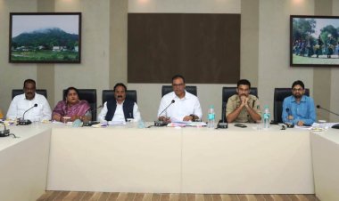 सेवा संकल्प अभियान के सफल क्रियान्वयन को लेकर प्रभारी मंत्री अरुण साव ने ली वर्चुअल समीक्षा बैठक