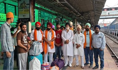 श्री हेमकुंड साहिब की पवित्र यात्रा पर रायपुर से 125 सिक्ख श्रद्धालुओं का जत्था रवाना