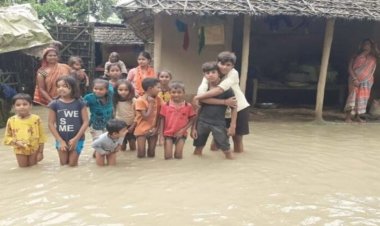 बिहार में बाढ़ का फिर बढ़ा खतरा, कोसी-गंडक उफान पर; 17 जिलों में अलर्ट