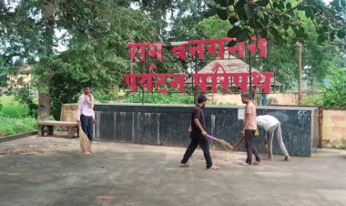 सेवा संकल्प अभियान के तहत पर्यटन स्थलों पर स्वच्छता श्रमदान