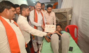 एक छत के नीचे जुटे विशेषज्ञ डॉक्टर, 10 हजार लोगों के स्वास्थ्य परीक्षण का लक्ष्य