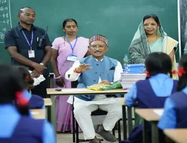 नक्सलमुक्त क्षेत्रों में शिक्षा की नई भोर, छत्तीसगढ़ में नक्सलमुक्त क्षेत्रों में स्कूलों में बजने लगी घंटी…..